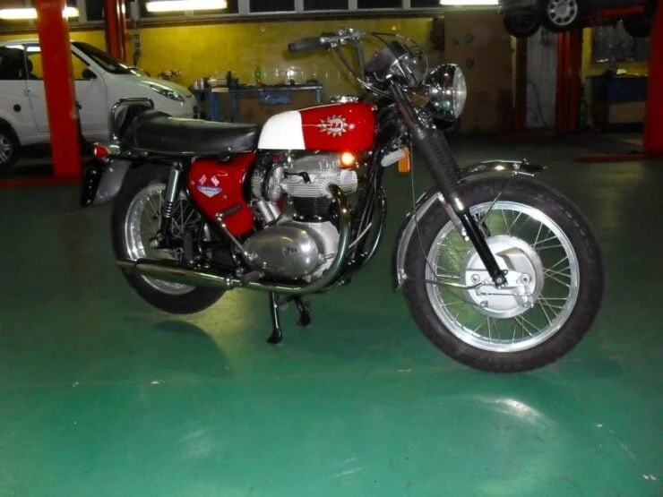 BSA Spitfire America 8