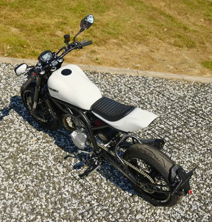 CCM Street Moto 600 Motorcycle 3
