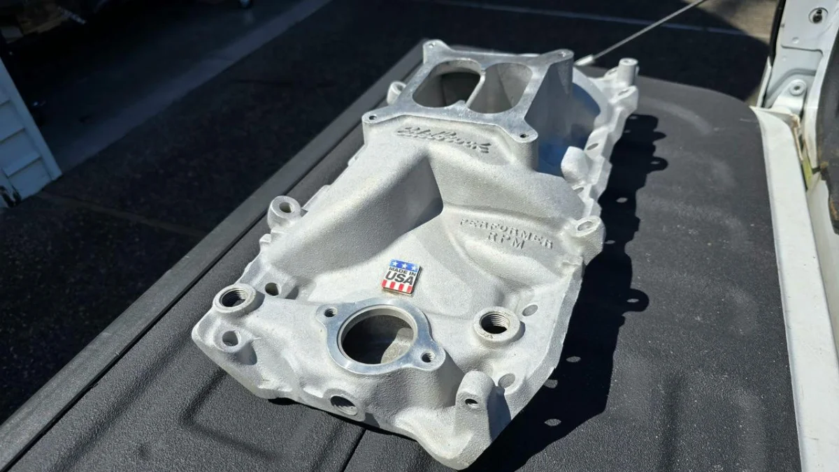 Edelbrock Performer RPM intake-Project Cheap Camaro