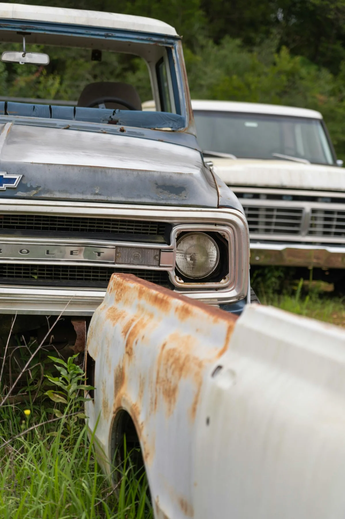Velocity spare car parts body boneyard