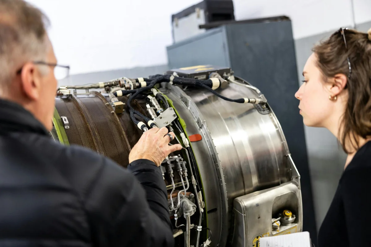 Kalitta engineering turbine engine