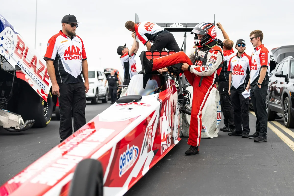 Kalitta drag racing team