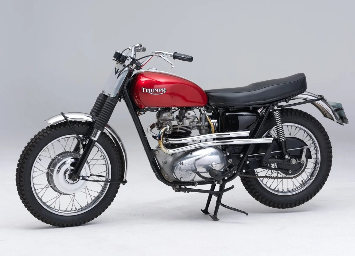 Explore the Restored 1969 Triumph TR6C “Desert Sled”